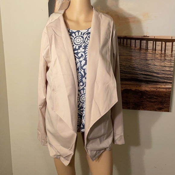 WOMEN’S long sleeve jacket/blazer apricot - Picture 2 of 7